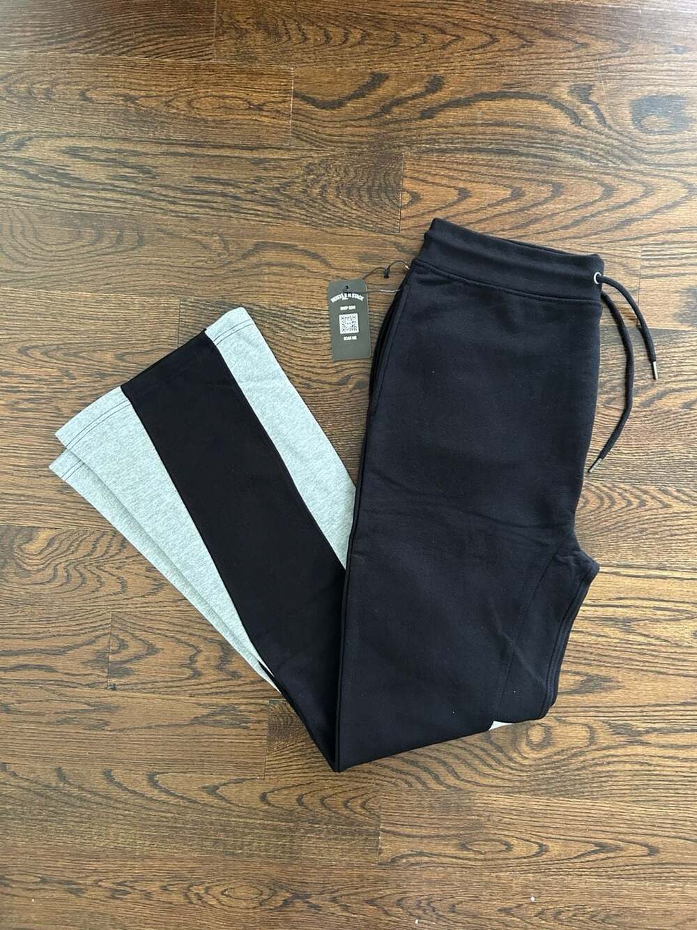 Hustle N Stack Colorblocked Flare Sweatpants Black Gray NWT